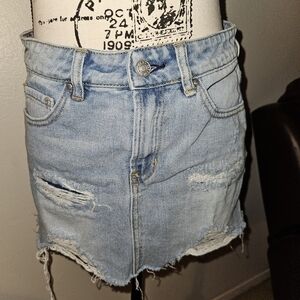Pacsun Womans Distressed Jean Mini Skirt Size 25